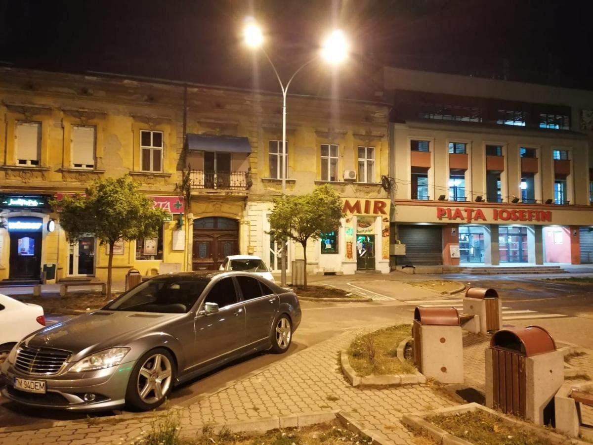 Apartament Josefin Apartment Timisoara Bagian luar foto
